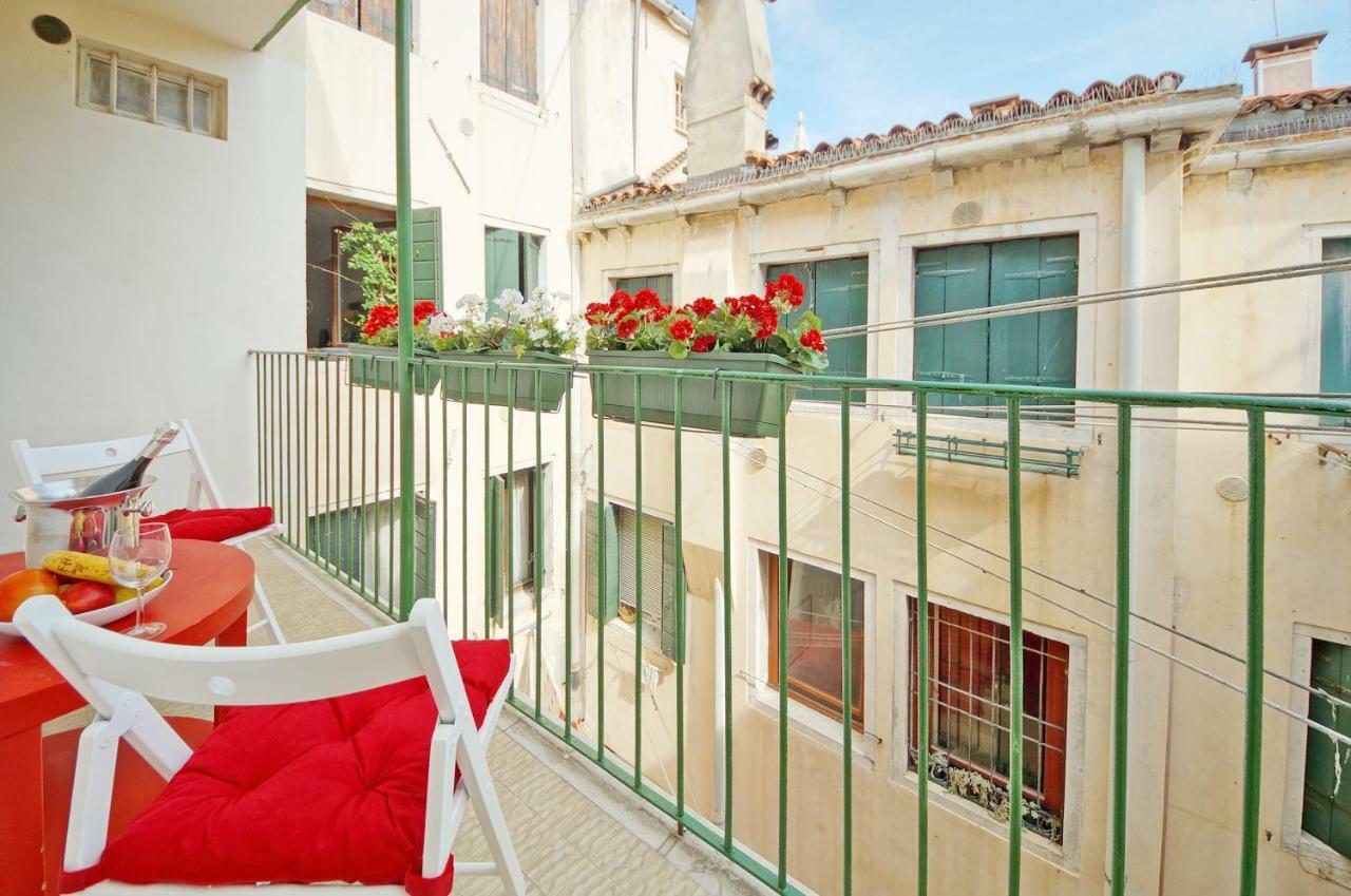 Calle Dei Fabbri Apartment Veneţia Exterior foto